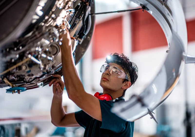 aerospace-aircraft-jet-engine-airplane-tn