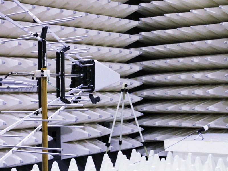 Signal generation for RF test benches: signal generators, RF synthesisers, noise sources and oscillators